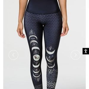 Onzie Las Luna’s Leggings